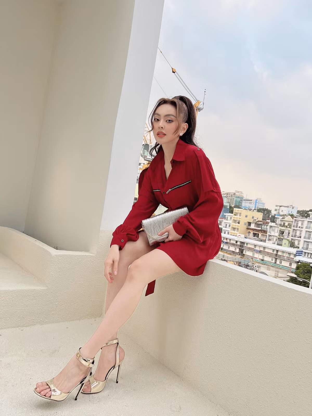 Song song đó, hot mom sinh năm 1992 cũng được nhiều chị em ngưỡng mộ khi có chồng tâm lý, cưng chiều vợ hết mực.