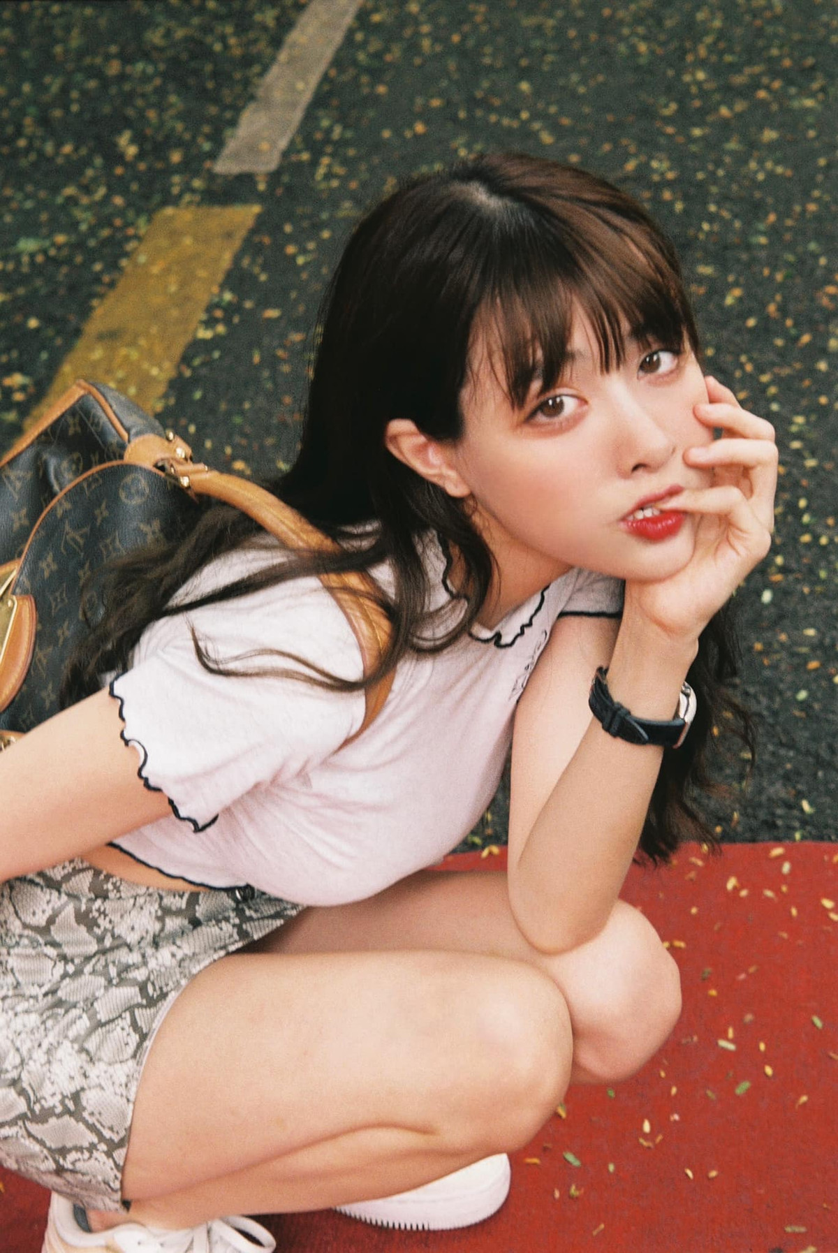 Cô thoải mái theo đuổi gu ăn mặc gợi cảm, diện những bộ đồ mà mình yêu thích.