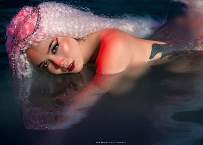 Nhưng thời gian gần đây, hot girl lại tái xuất với những shoot hình táo bạo, hứa hẹn màn tái xuất đầy nóng bỏng đến với cộng đồng mạng.