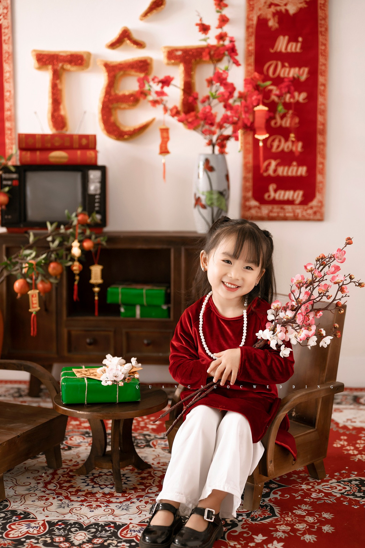 Hiện bộ ảnh này vẫn không ngừng "gây sốt" mạng xã hội, chỉ trong thời gian ngắn đăng tải nhưng nó đã nhận về hàng nghìn lượt tương tác.