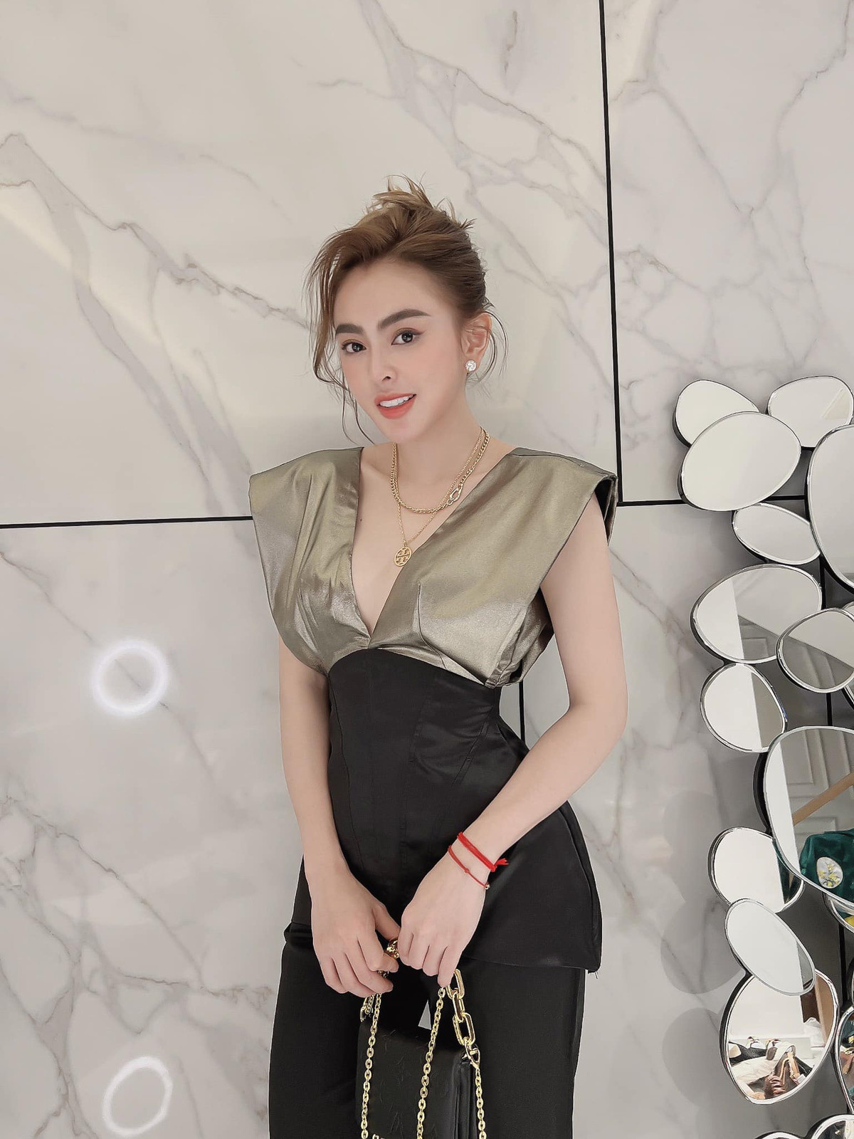 Phần lớn cư dân mạng đều khuyên Trang Nemo nên có một lời xin lỗi đến người liên quan để kết thúc lùm xùm.