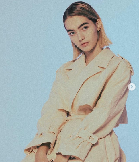 Dù là "lính mới" nhưng cô bé vẫn nhận được sự ủng hộ nhiệt tình của người dân nước Nga nói riêng cũng như khán giả trên toàn thế giới nói chung.