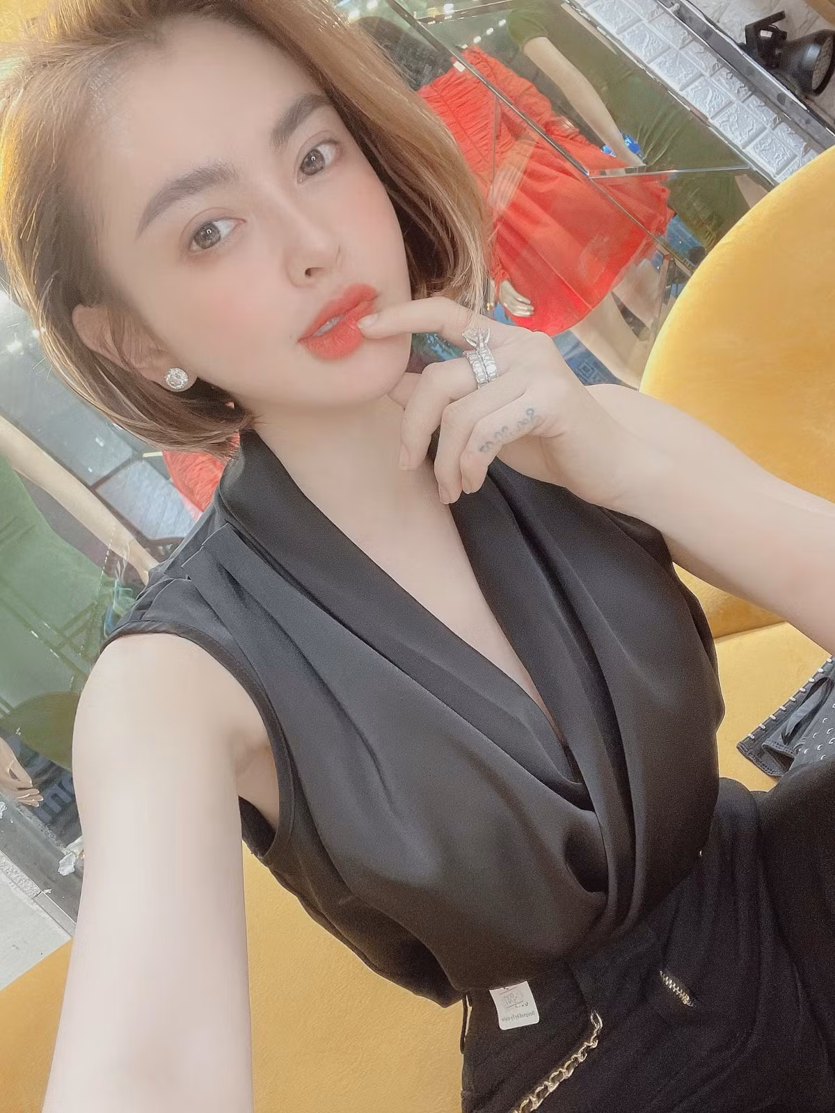 Lúc bấy giờ, Trang Nemo cho biết rằng bản thân cô không muốn làm lớn chuyện đồng thời tạo cho nhân viên Tr một con đường sống, làm lại cuộc đời.