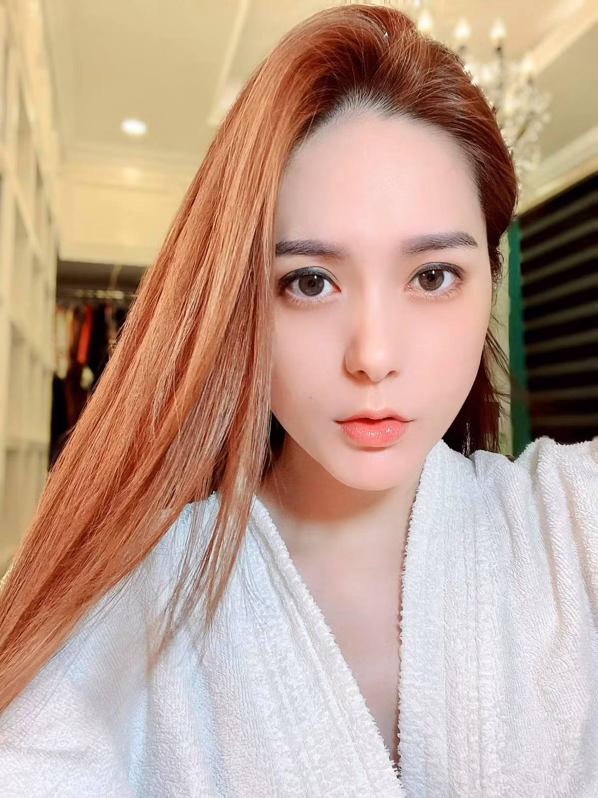 “Nu dai gia quan 7” khoc nuc no, netizen to mo ly do