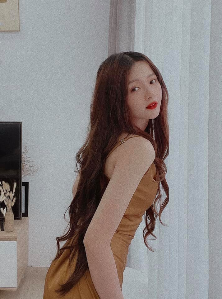 Sau 7 năm chăm chỉ đi làm mẫu ảnh, đóng phim thì mới đây, hot girl Sài Thành năm nào đã mua được nhà riêng ở tuổi 27. Để có được thành quả như ngày hôm nay, Lê Lý Lan Hương cho biết cô dường như không có thời gian cho bạn bè và các hoạt động vui chơi khác.