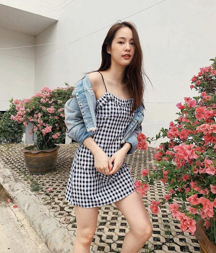 Hot girl 9X có 4,4 triệu người theo dõi trên trang cá nhân.