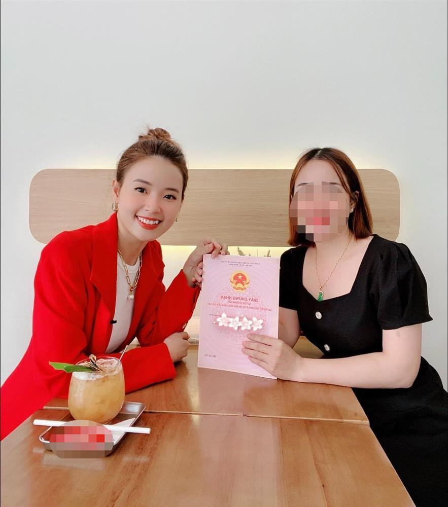 Midu cho biết đa số khách của cô đều là phụ nữ, dù rất trẻ nhưng lại tự lập và dành dụm được tiền mua bất động sản.