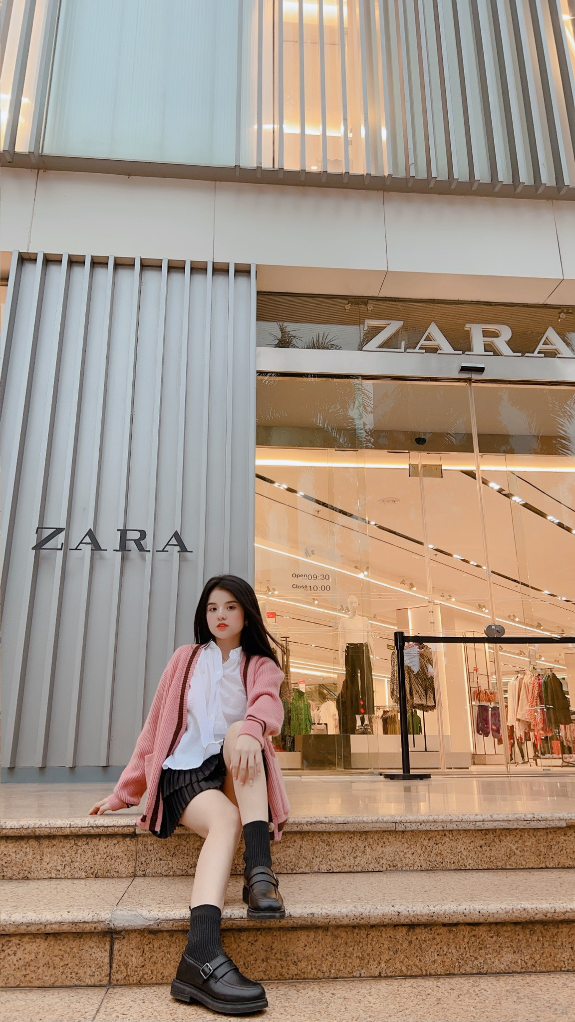 Khánh Khánh vốn có sở thích chơi game nên khi có cơ hội đến với nghề streamer, gái xinh đã nhanh chóng nắm bắt, không ngần ngại thử sức.