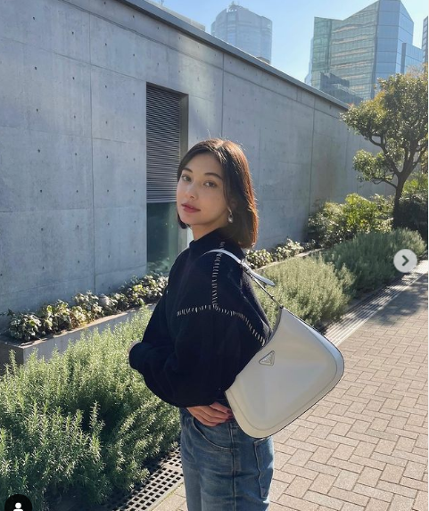 Vẫn đang là học sinh THPT nhưng cô đã làm người mẫu, thiết kế và còn kinh doanh nhãn hiệu thời trang của riêng mình. Những gì Setako làm được ở tuổi 17 khiến người khác không khỏi ngưỡng mộ.