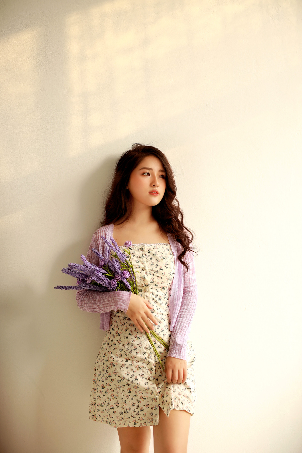 Nói về việc lựa chọn nghề nghiệp, đặc biệt là trở thành giáo viên dạy Vật lý, Thanh Nga nhớ lại: "Hồi năm cấp 3, trong một cuộc tranh luận có một bạn nam tỏ ra coi thường bọn mình con gái thì sẽ học không tốt môn tự nhiên bằng con trai, thế nên mình mới quyết tâm chọn học khối tự nhiên để chứng tỏ bản than và cho bạn ấy biết mặt. Nhưng càng học, càng tìm hiểu thì mình càng thấy môn vật lý rất hay và hấp dẫn. Hiện giờ mình thấy rất cảm ơn bạn nam chỉ nói đùa đó mà mình có cơ duyên lựa chọn giáo viên dạy môn vật lý."