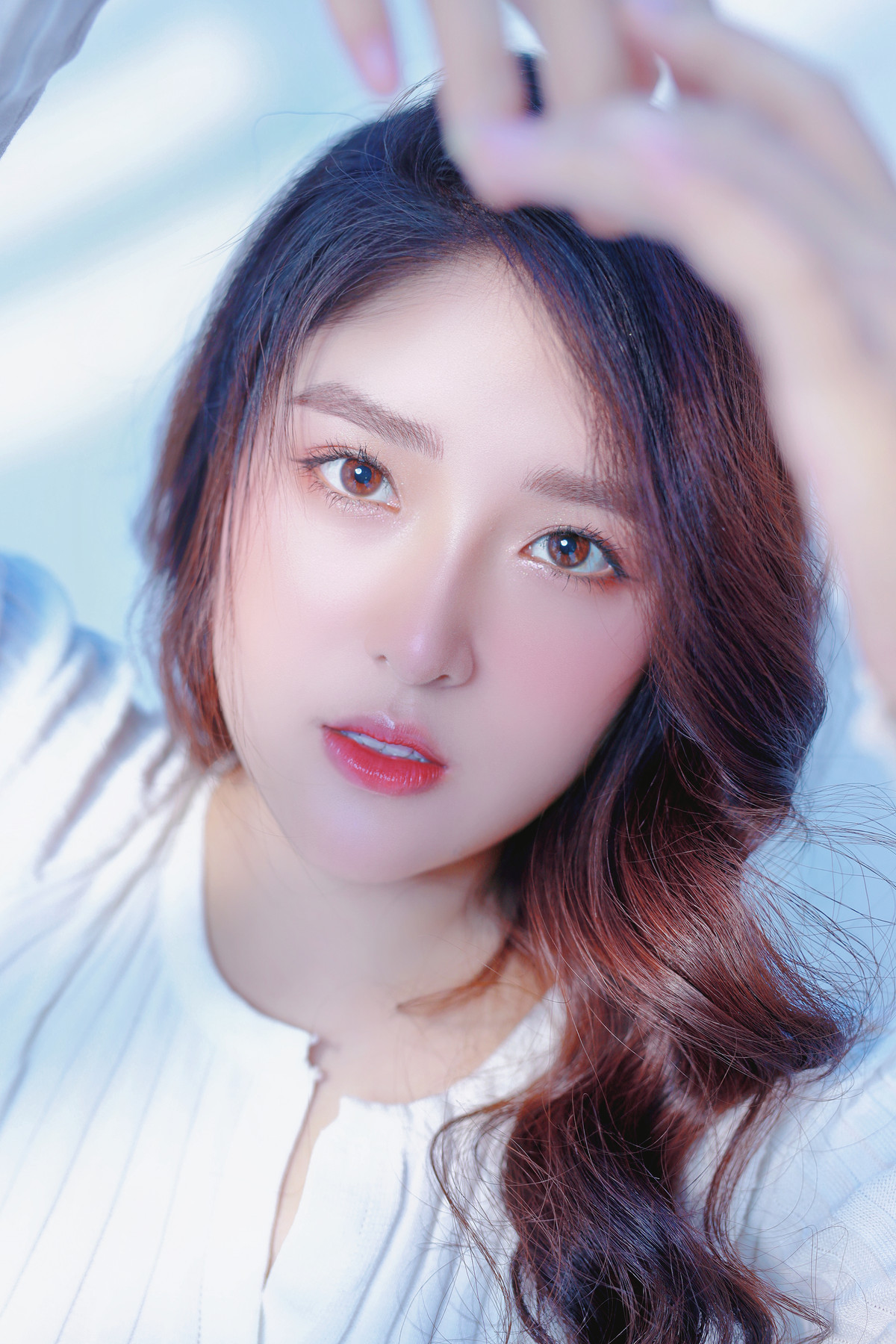 Về sự nghiệp giảng dạy, Thanh Nga dự định học lên cao hơn, học thêm ngôn ngữ và trau dồi thêm nhiều kiến thức chuyên môn hơn nữa để trình độ bản thân được tốt hơn. "Vì đương nhiên nếu giáo viên giỏi và biết cách truyền đạt tốt thì học trò của mình chắc chắn sẽ giỏi", cô nàng cho biết.