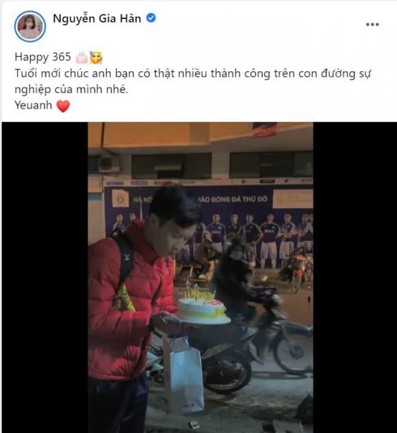 Nhân dịp sinh nhật bạn trai, bạn gái Hoàng Đức cũng làm clip ý nghĩa để chức mừng Hoàng Đức: "Happy 365. Tuổi mới chúc anh bạn có thật nhiều thành công trên con đường sự nghiệp của mình nhé. Yeah".