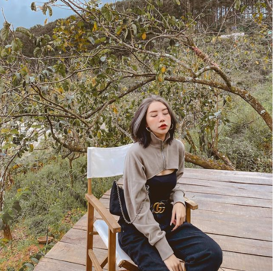 Dù đã làm mẹ, Hạt Mít chuộng mặc theo phong cách trẻ trung, năng động. Ảnh: FBNV