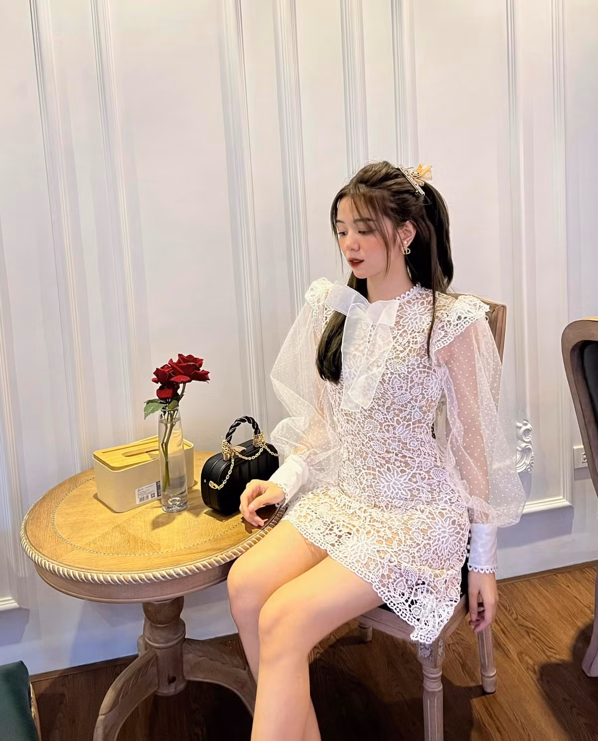 Sau nhiều năm được biết đến, hiện tại gái xinh này đã có ngoại hình xinh đẹp khó tin ai cũng ngỡ ngàng.