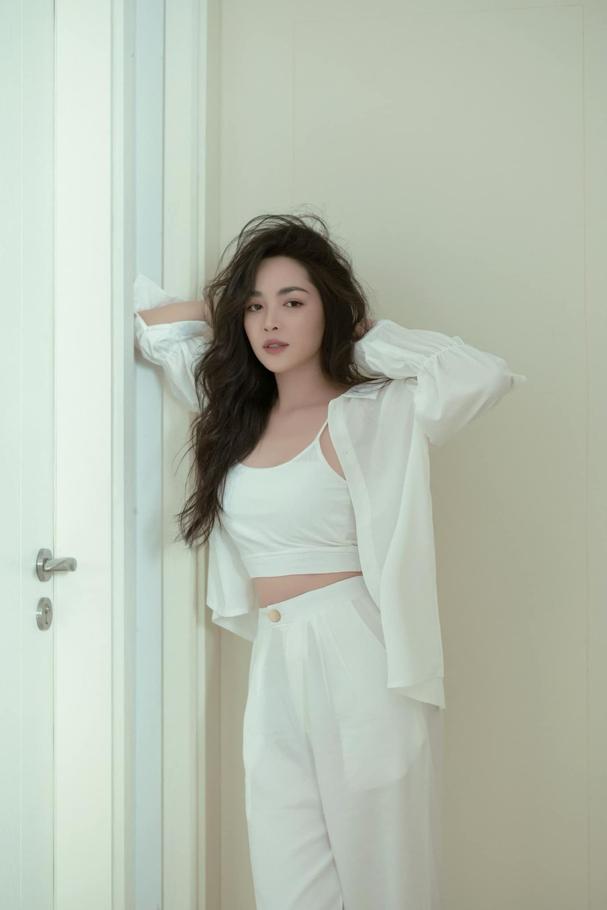 Thậm chí, nhiều cô gái tại Thái Lan còn bình luận như được truyền động lực làm đẹp từ Thanh Quỳnh, một số người khác ví cô như "trúng xổ số độc đắc" khi có nhan sắc mới và thuận lợi hơn trong cuộc sống.