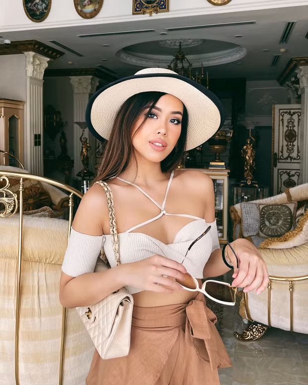 "Đệ nhất rich kid" Việt trông dịu dàng hơn, nữ tính hơn và thu hút hơn rất nhiều với mái tóc này.