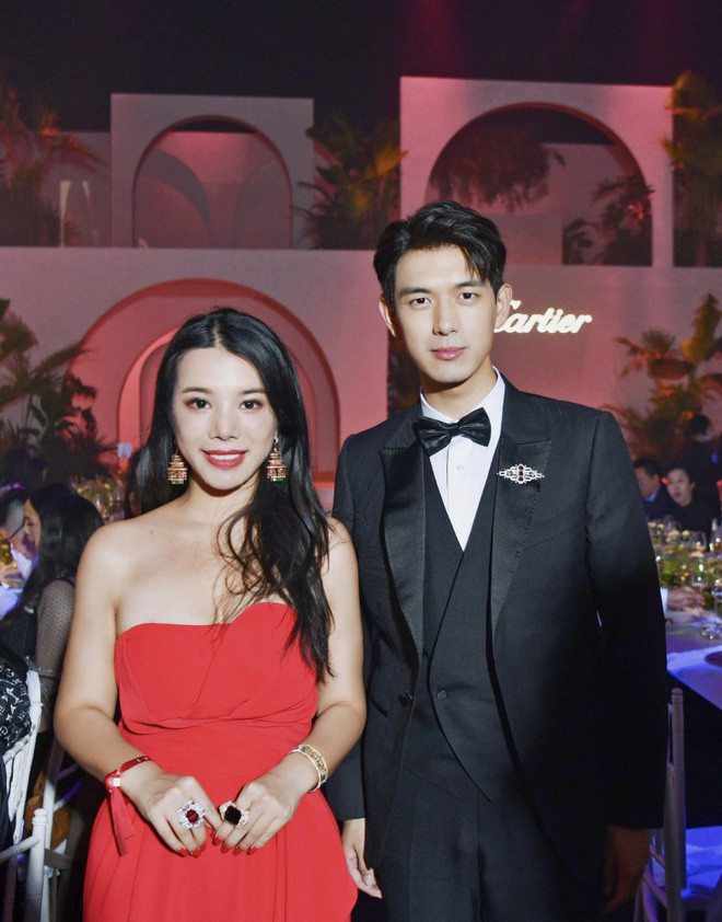 Cô gái "sinh ra đã ngậm thìa vàng" này tuy không phải cái tên đình đám thường được nhắc đến trên mặt báo nhưng cô lại rất nổi tiếng trong giới nhà giàu Trung Quốc.