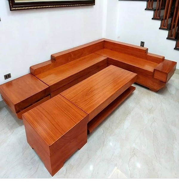 Nếu không muốn lau dọn từng ngóc ngách thì bạn có thể mua tặng phụ huynh bộ bàn ghế phẳng lì, vừa không cầu kỳ lại không phải kỳ cọ mệt nhọc.