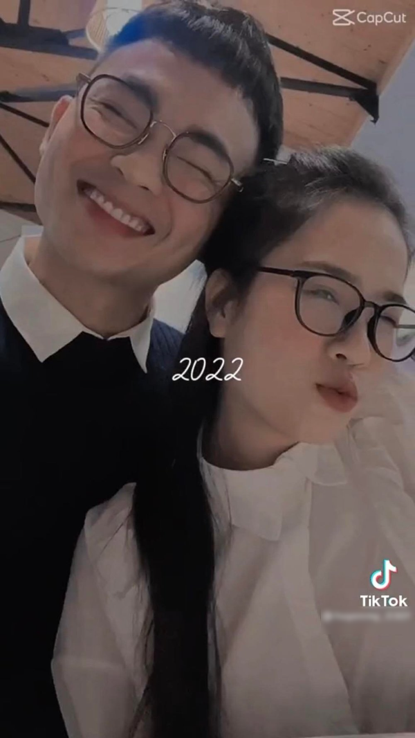 Trên trang cá nhân của cả hot girl Huyền My lẫn "người ấy" đều chia sẻ nhiều khoảnh khắc tình cảm bên nhau.