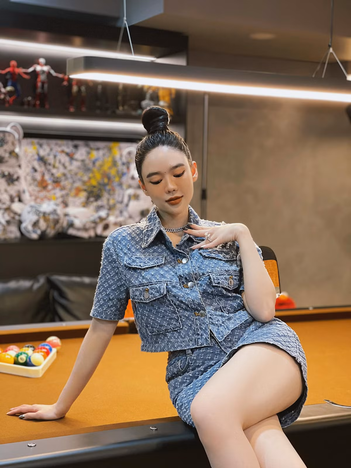 Trên trang cá nhân, Vân Tiny cập nhật rất thường xuyên cuộc sống hàng ngày của mình, cho thấy hiện tại cô đang rất hạnh phúc, viên mãn.