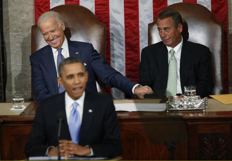 Phó Tổng thống Joe Biden ngồi ở phía sau khi Tổng thống Obama đọc Thông điệp Liên bang trước Quốc hội ngày 28/1/2014.