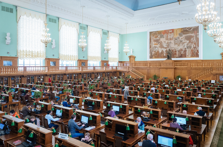 Thư viện Leninka có 36 phòng đọc mở cửa cho độc giả và Wifi gần như "phủ sóng" khắp mọi nơi. Nhiều phòng đọc của thư viện được trang bị máy tính.