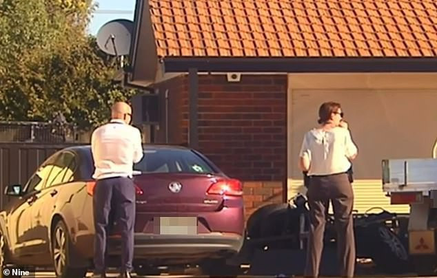 Chan dung ke cuong hiep, giam cam nu nan nhan goc Viet suot 4 ngay-Hinh-3