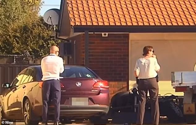 Chan dung ke cuong hiep, giam cam nu nan nhan goc Viet suot 4 ngay-Hinh-3