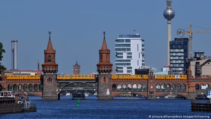 Choang ngop nhung cay cau dep nhat Chau Au-Hinh-7