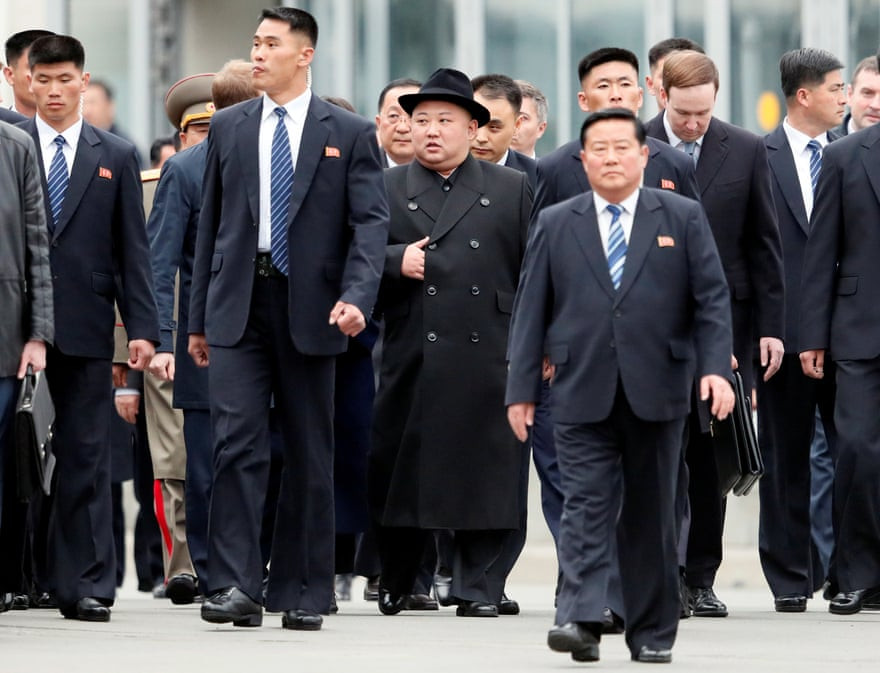 Chủ tịch Triều Tiên Kim Jong-un cùng đoàn quan chức đã tới Vladivostok. Ảnh: Reuters.