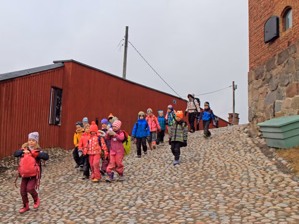 Co gi o quoc gia hanh phuc nhat the gioi?-Hinh-3