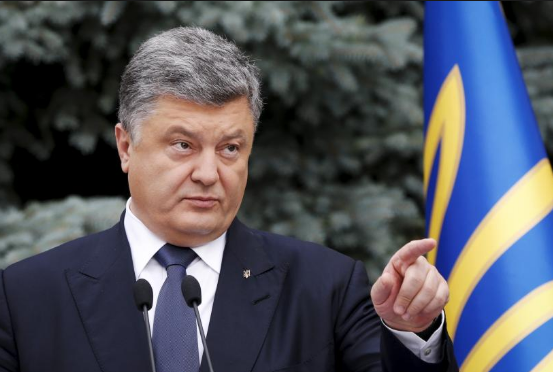 Ông Petro Poroshenko là Bộ trưởng Thương mại và Kinh tế từ tháng 3/2011 đến tháng 12/2012. Ảnh: IBT.