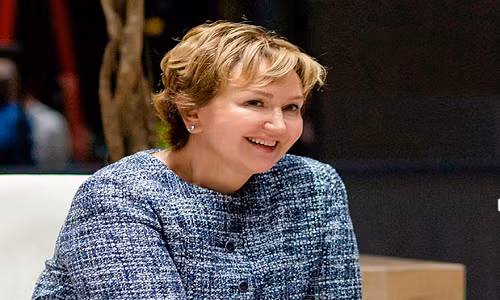 Dieu it biet ve nu trieu phu Nga thiet mang vi roi may bay-Hinh-8