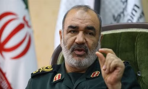 Theo Sputnik, ngày 21/4, Lãnh tụ tối cao Iran Ali Khamenei đã bổ nhiệm Chuẩn tướng Hossein Salami làm Tư lệnh mới của Lực lượng Vệ binh Cách mạng Hồi giáo Iran (IRGC), thay thế người tiền nhiệm là Thiếu tướng Mohammad Ali Jafari. Ảnh: Press TV.