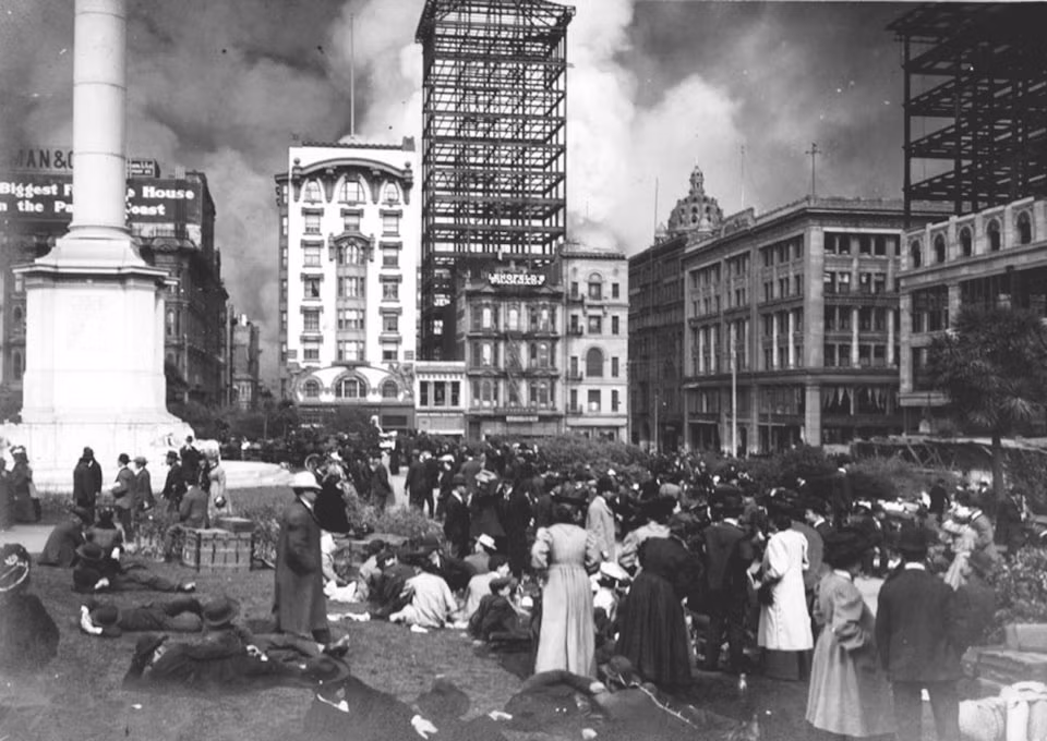 Nạn cướp phá đã xảy ra tại thành phố San Franciso sau thảm họa động đất và hỏa hoạn.