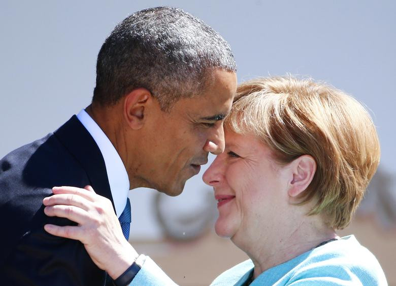 Thủ tướng Đức Angela Merkel và Tổng thống Obama trong chuyến thăm Kruen, miền nam nước Đức, ngày 7/6/2015.