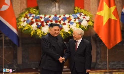 Chu tich Kim Jong-un gui loi cam on Tong bi thu, Chu tich nuoc Nguyen Phu Trong