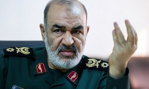 Muc dich Iran bo nhiem Tu lenh Ve binh Cach mang moi?