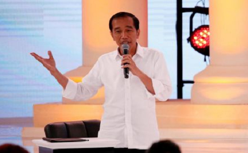 Về đời tư, ông Widodo kết hôn với bà Iriana năm 1986. Họ có 3 người con, 2 trai và một gái. Ảnh: BT.