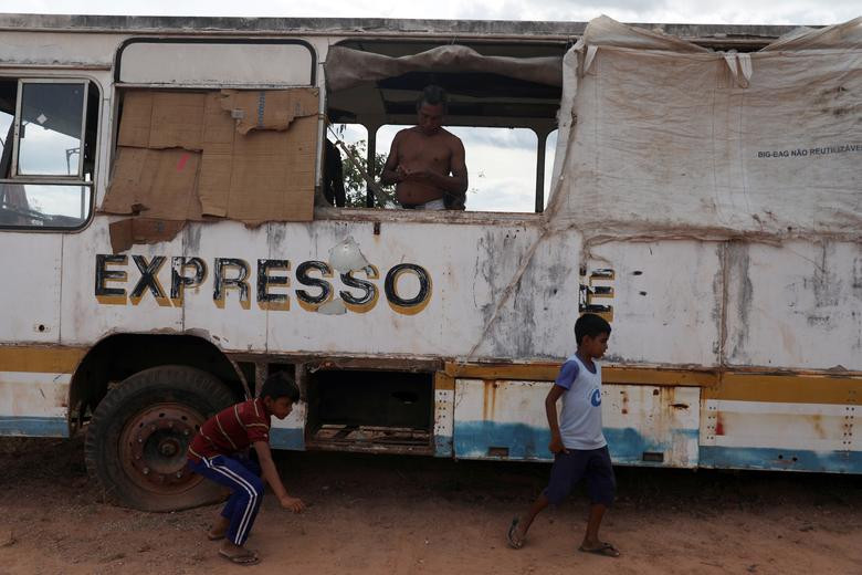 Cuoc song vo dinh cua nguoi dan Venezuela tai bien gioi Brazil-Hinh-9