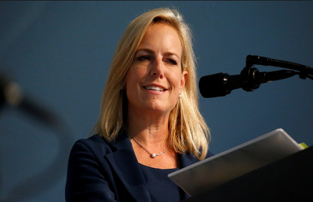 Đầu tháng 9/2017, chỉ một tháng sau khi ông Kelly trở thành Chánh văn phòng Nhà Trắng vào ngày 31/7/2017, bà Nielsen cũng làm việc trong Nhà Trắng với vai trò là “phó tướng” của ông Kelly. Ảnh: Reuters.