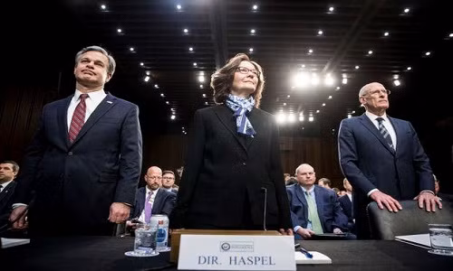 CIA cao buoc Huawei nhan tien tu tinh bao Trung Quoc