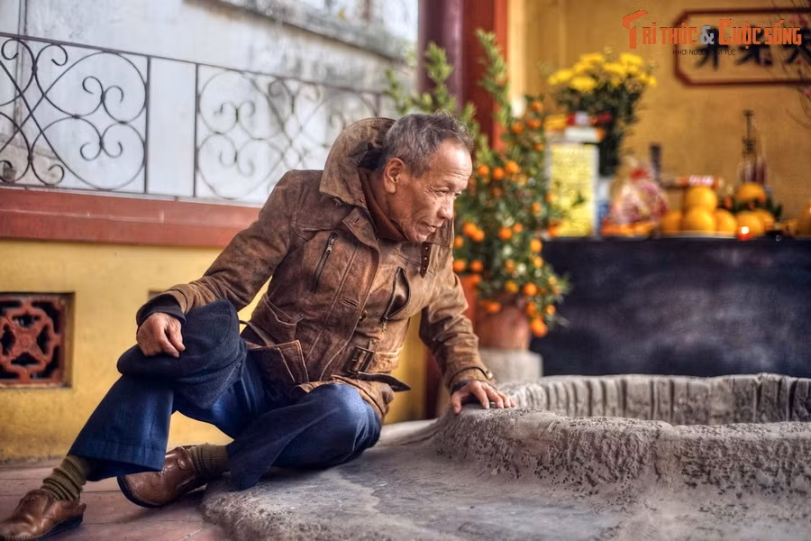 Sau nhiều thăng trầm của thời cuộc, giếng Trung Kính Thượng vẫn còn giữ một vai trò quan trọng trong đời sống tâm linh cộng đồng. Bàn thờ thần giếng có ba chữ Thiên Quang Tỉnh (giếng đón ánh sáng mặt trời) vẫn được người dân hương khói và gìn giữ tôn nghiêm.