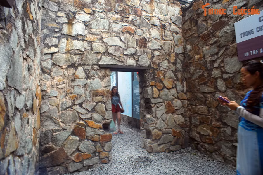  9. Là nơi tổ chức nhiều hoạt động giáo dục, giao lưu quốc tế. Bảo tàng thường xuyên tổ chức các buổi tọa đàm, triển lãm lưu động, và sự kiện giao lưu với các tổ chức hòa bình quốc tế.