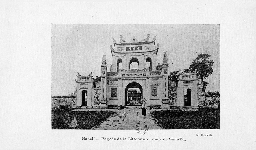 Văn Miếu Môn - cổng chính Văn Miếu - Quốc Tử Giám. Ảnh: Gallica.bnf.fr.