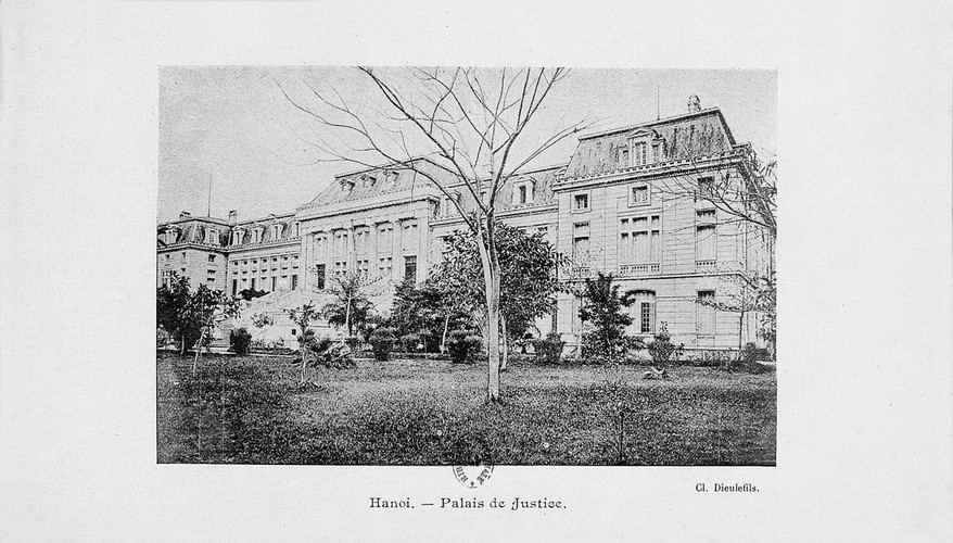 Trụ sở Tòa án, nay là Tòa án nhân dân thành phố Hà Nội. Ảnh: Gallica.bnf.fr.