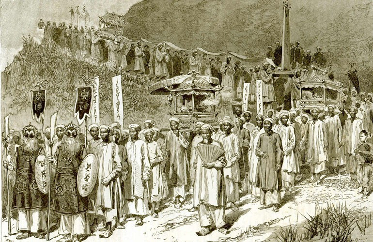 Khung cảnh tại một đám tang của người quyền quý ở Việt Nam xưa. Ảnh: Belle Indochine.