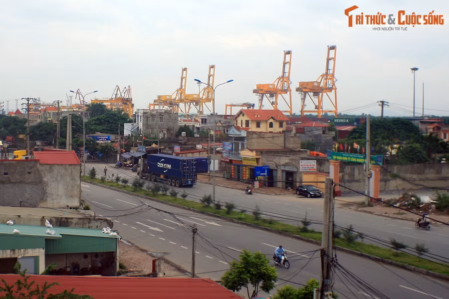 Thành phố có diện tích nhỏ nhất Việt Nam: Hải Phòng (3.195 km2).