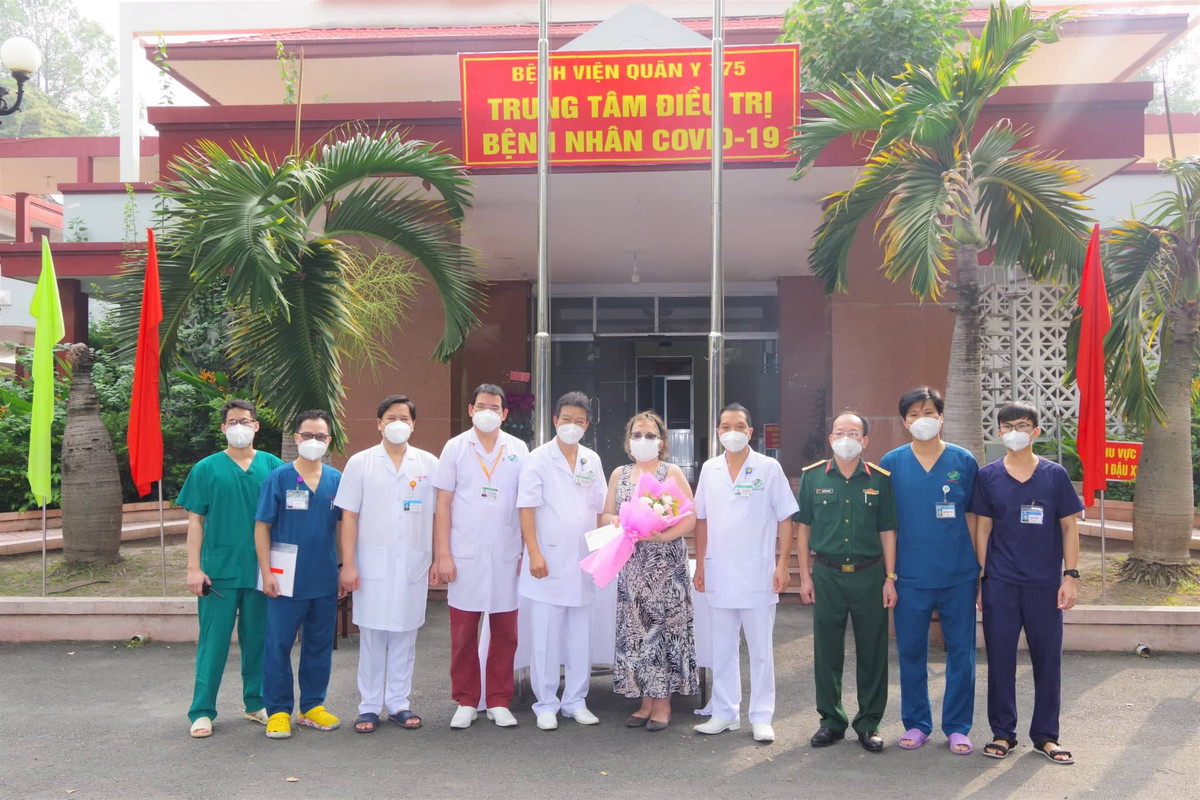 BV 175 cuu thanh cong benh nhan Cuba mac COVID-19 voi nhieu benh nen-Hinh-5