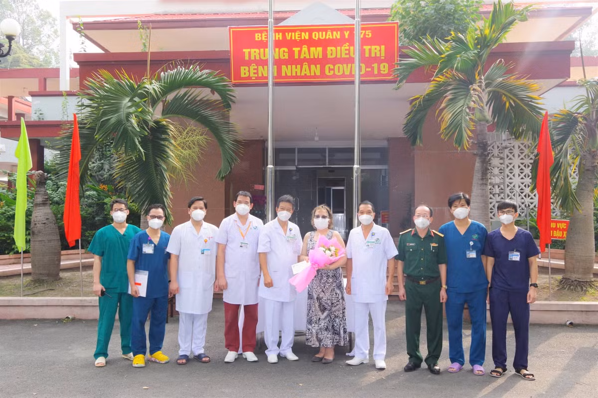 BV 175 cuu thanh cong benh nhan Cuba mac COVID-19 voi nhieu benh nen-Hinh-5